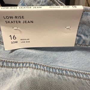 Skater Jean- American Eagle